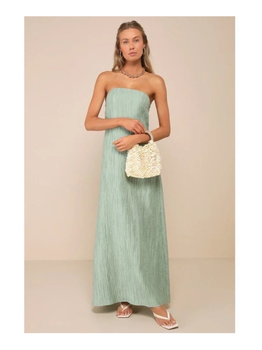 Lulu’s Strapless Maxi Dress in Sage Green